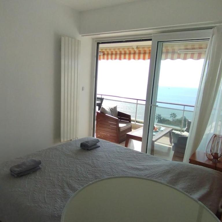 Sea View, Pool, Tennis, AC - Near Cannes - Appartement 2 Chambres - 22