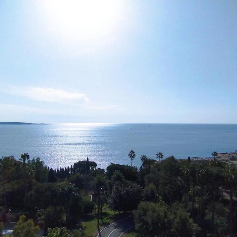 Sea View, Pool, Tennis, AC - Near Cannes - Appartement 2 Chambres - 24