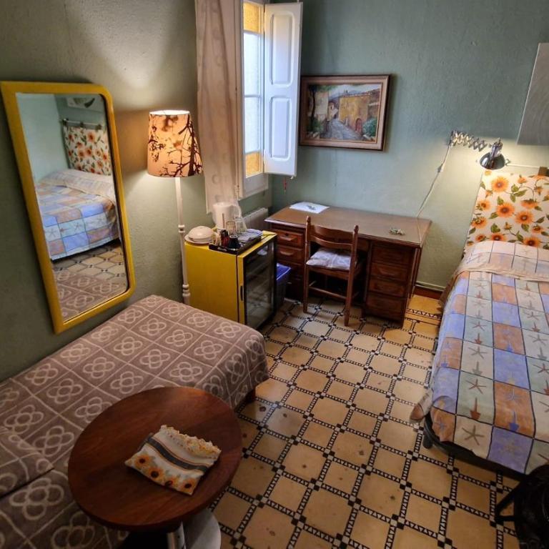 Double Blue Sea Room Glorias City Centre Nearby - Habitación Doble - 6