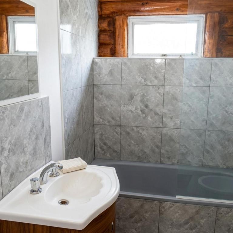 Cabañas de campo con pileta, cancha y quincho - Bungalow de un dormitorio - 5