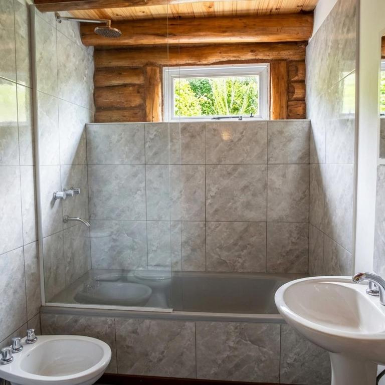Cabañas de campo con pileta, cancha y quincho - Bungalow de un dormitorio - 10