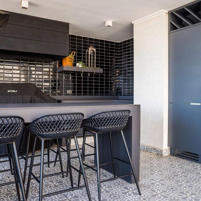 Bright Las Condes Apt Pool & Gym for 3 Guests - Apartamento - 48