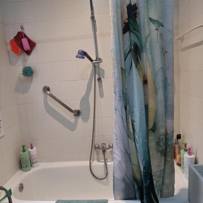 Double Blue Sea Room Glorias City Centre Nearby - Habitación Doble - 16