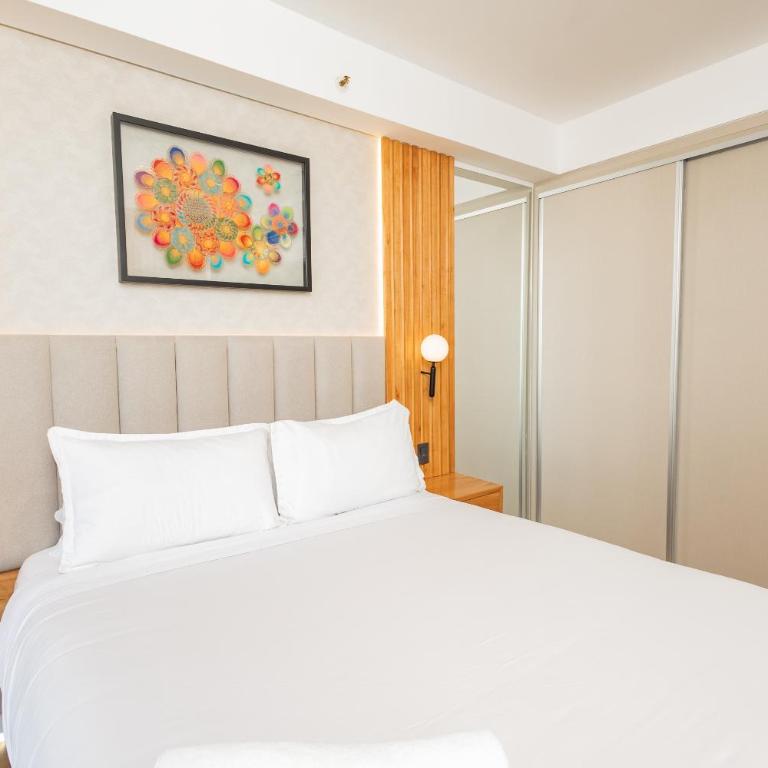 More Del Sol Residences - Apartamento de 1 Dormitorio con balcón y vistas a la ciudad - 6