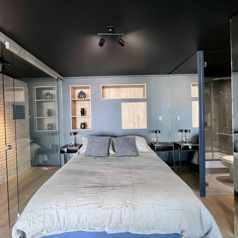 Modern Studio - City Views Fast Wifi & Parking - Apartment - 3