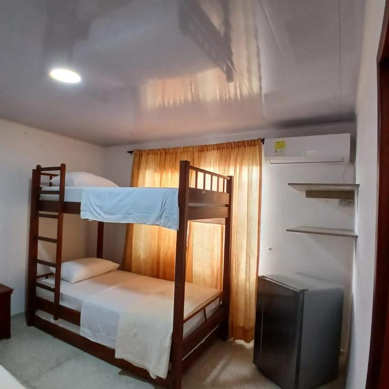 Casa Hotel VINN - Habitación Familiar - 3