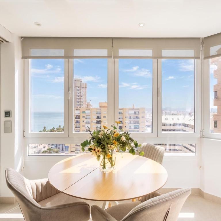 Luxury beachfront suite palmeras for 2 - Happy Rentals - Deluxe Apartment - 4