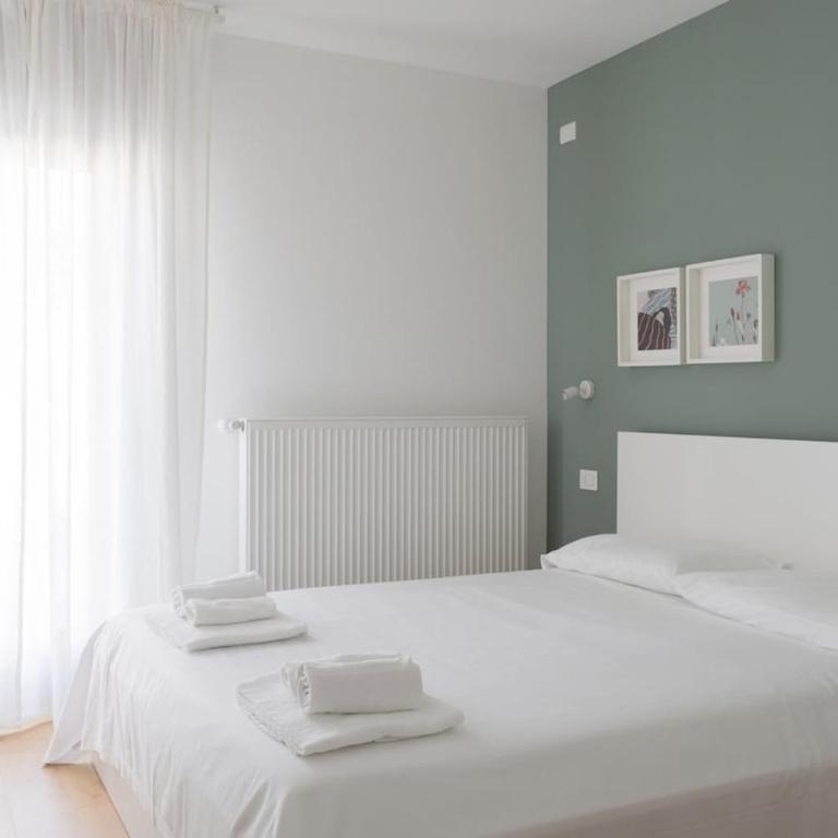 Private Parking - Manzoni Apartments - Appartamento con 2 Camere da Letto - 1