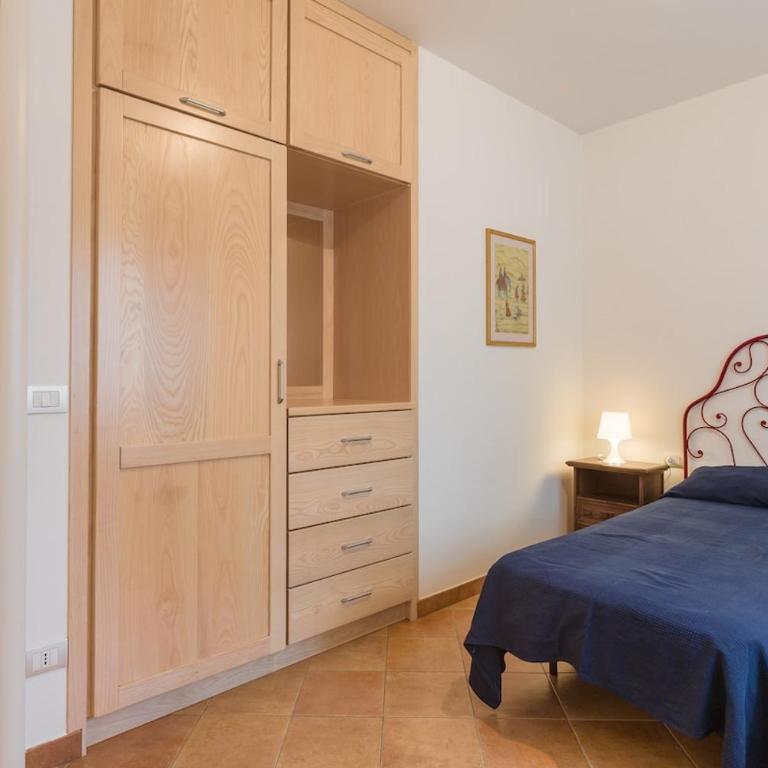 Two family villa - large garden, lake view, shared pool - Casa con 4 camere da letto - 22