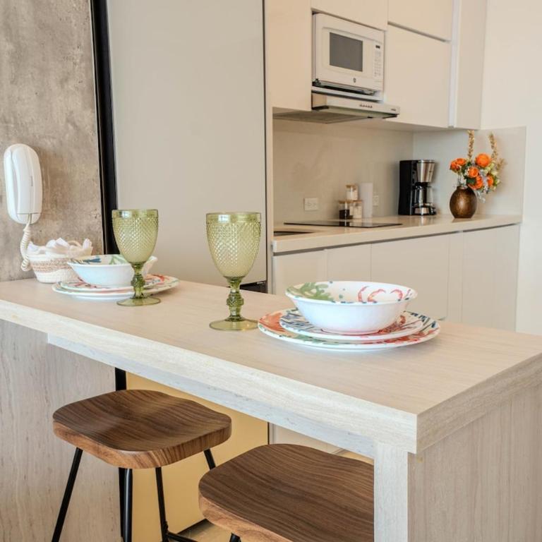 Mar de Luna en Apartamento en Cartagena Beach Resort cerca a la playa con piscina y jacuzzi - One-Bedroom Loft Apartment with One Queen Bed - 11