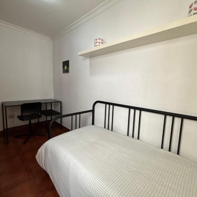Kiki - Three-Bedroom Apartment - 15