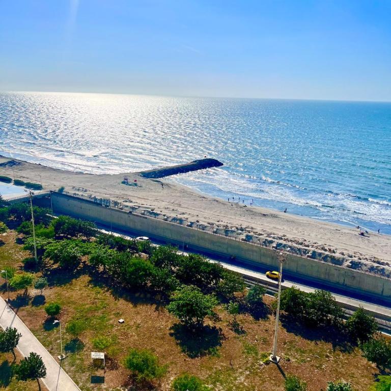 Moderno apartasuite con vista al mar - Two-Bedroom Apartment - 8