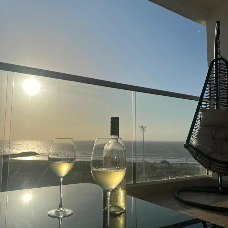 Moderno apartasuite con vista al mar - Two-Bedroom Apartment - 13