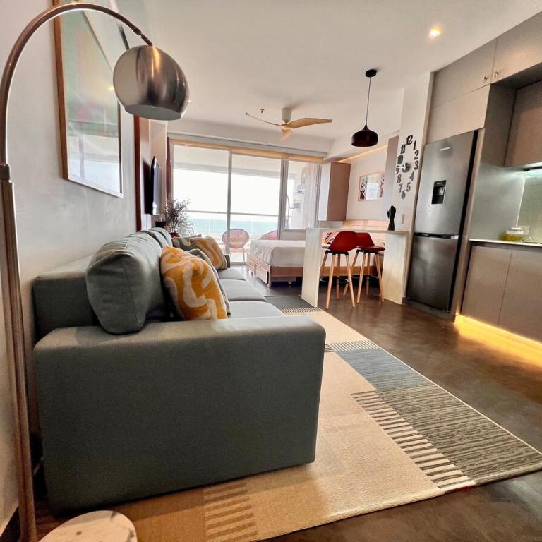 Moderno apartasuite con vista al mar - Two-Bedroom Apartment - 19