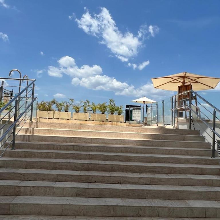 Moderno apartasuite con vista al mar - Two-Bedroom Apartment - 30