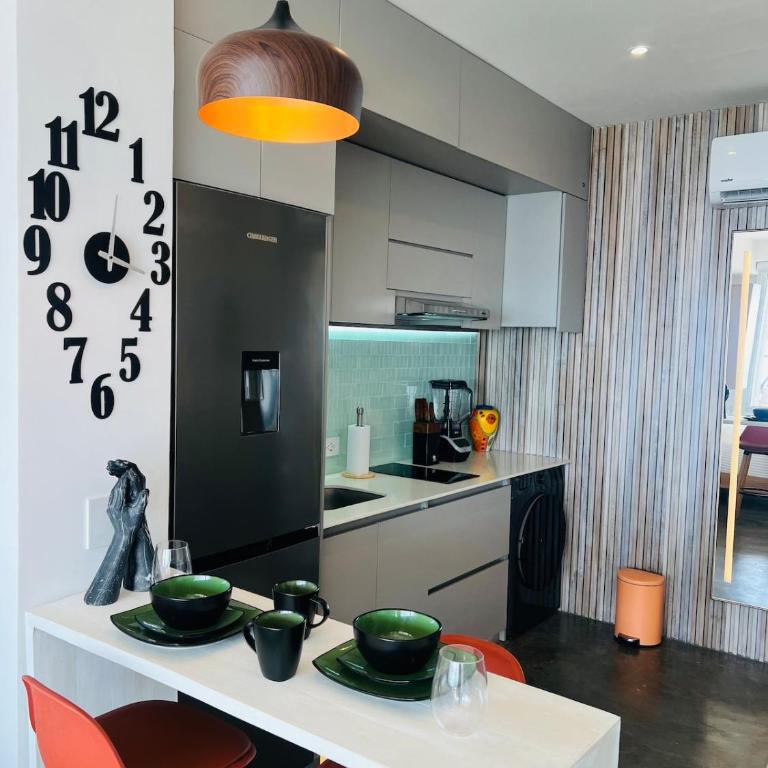 Moderno apartasuite con vista al mar - Two-Bedroom Apartment - 33