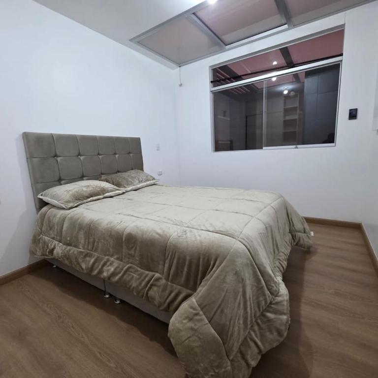 Rest comfortably and enjoy a unique experience - Three-Bedroom Apartment - 12