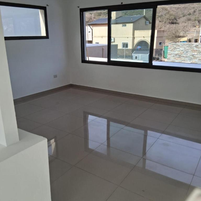 Hermosa Casa en Barrio Cerrado El Dorado 1 - Casa de 3 dormitorios - 11