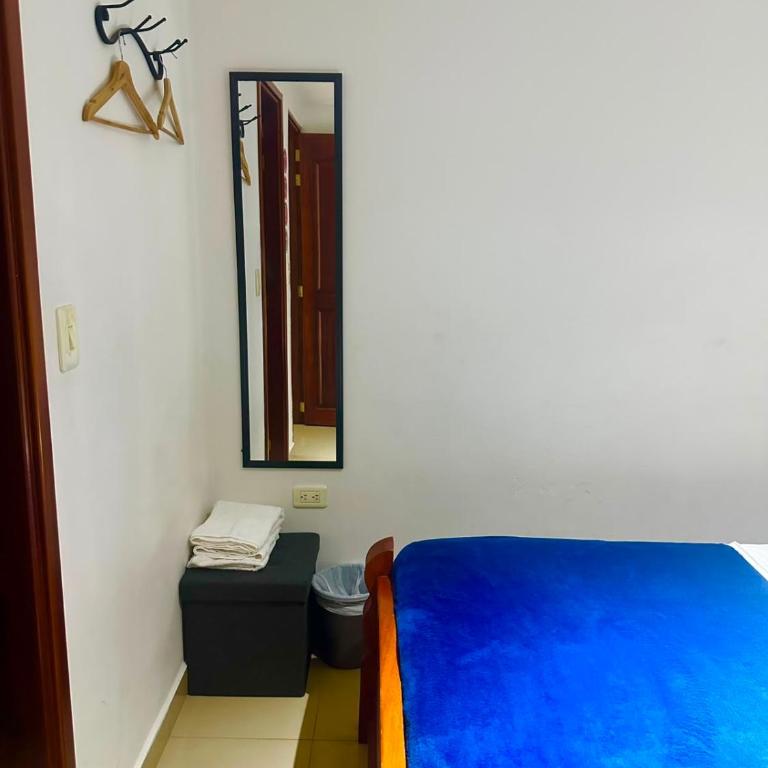 Hotel Jardin de Rosas - Habitación Doble con baño privado - 13