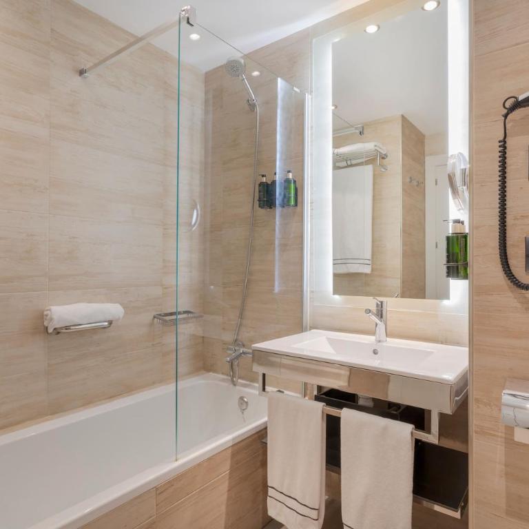 Meliá Alicante - Premium Zimmer - 4