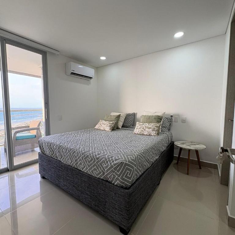 Despierta frente al mar con playa y piscina en Cartagena - One-Bedroom Apartment - 12
