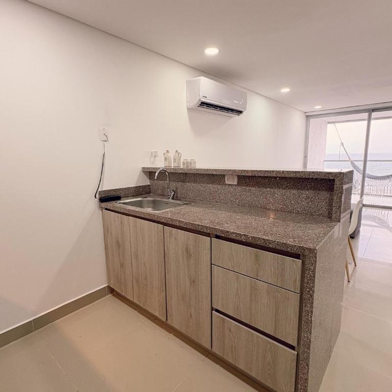 Despierta frente al mar con playa y piscina en Cartagena - One-Bedroom Apartment - 14