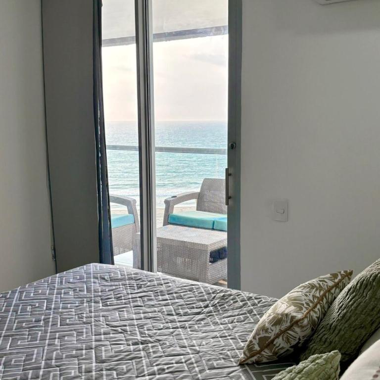 Despierta frente al mar con playa y piscina en Cartagena - One-Bedroom Apartment - 21