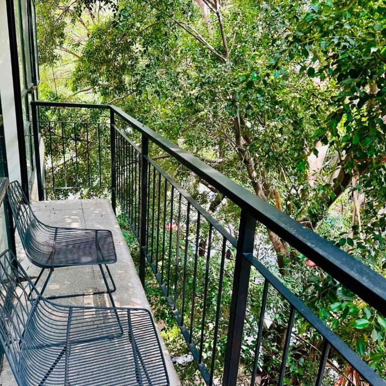 FAST WIFI, Beautiful PH steps away from Masaryk - Apartamento - 21