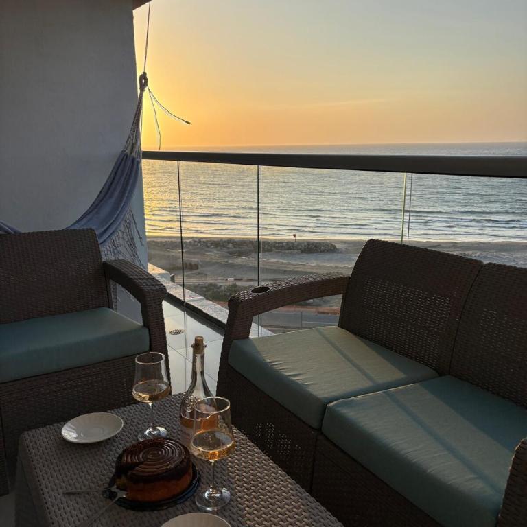 Despierta frente al mar con playa y piscina en Cartagena - One-Bedroom Apartment - 30