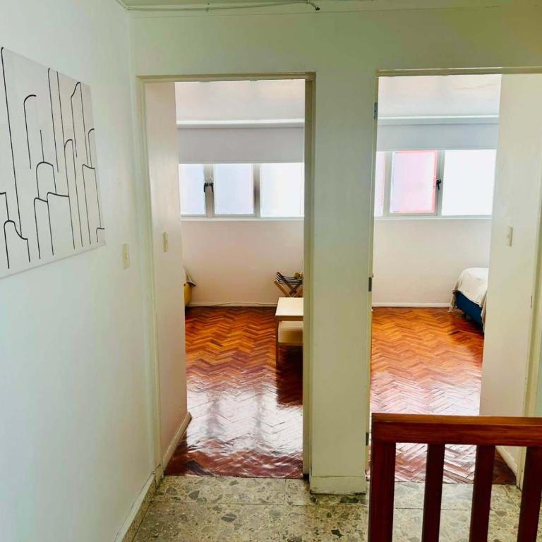 FAST WIFI, Beautiful PH steps away from Masaryk - Apartamento - 25