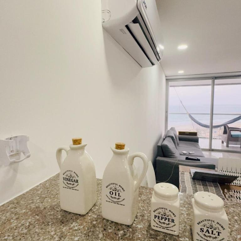 Despierta frente al mar con playa y piscina en Cartagena - One-Bedroom Apartment - 35