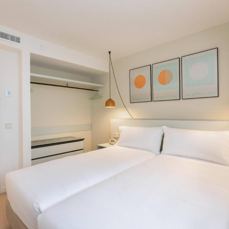 SOL by Meliá Arona Tenerife - Habitación Sol con salón y vistas al mar - 5