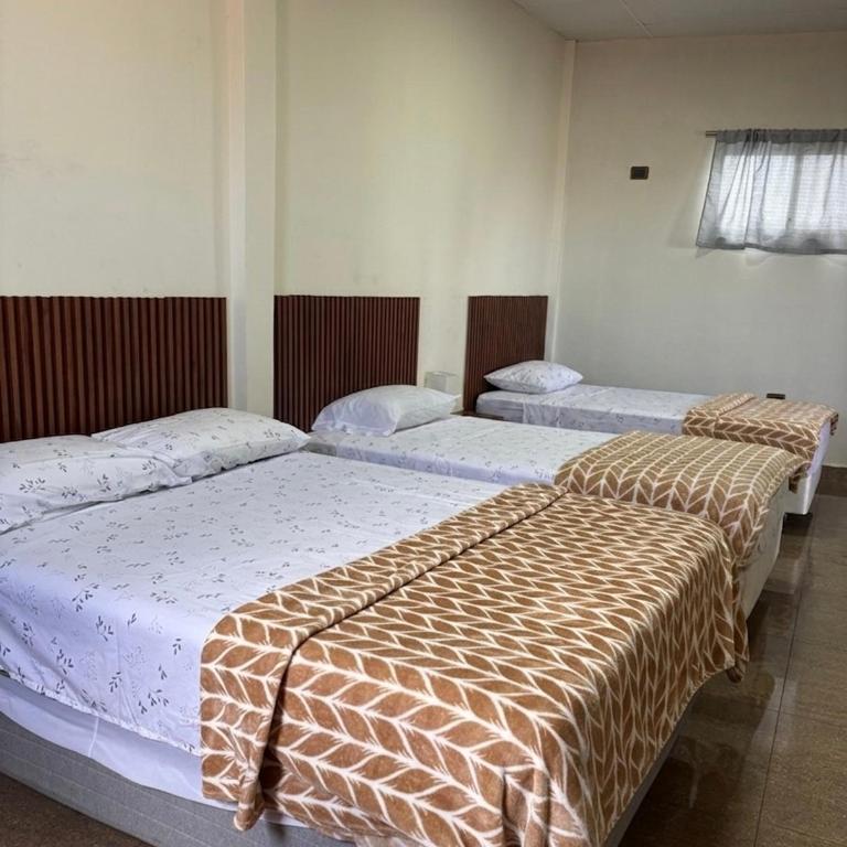 Kicker Suite - One-Bedroom Apartment - 8