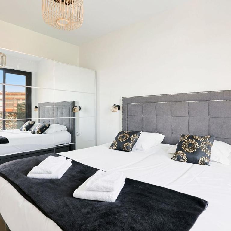 Le Bosquet YourHostHelper - Appartement 1 Chambre avec Terrasse - 12