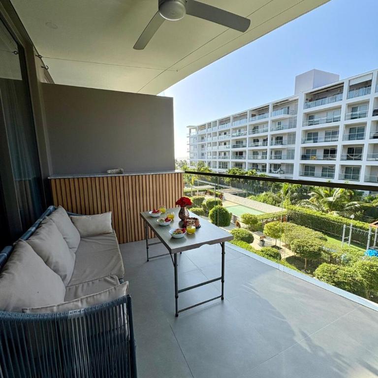 Despierta frente al caribe en Morros Zoe Cartagena - Two-Bedroom Apartment - 15