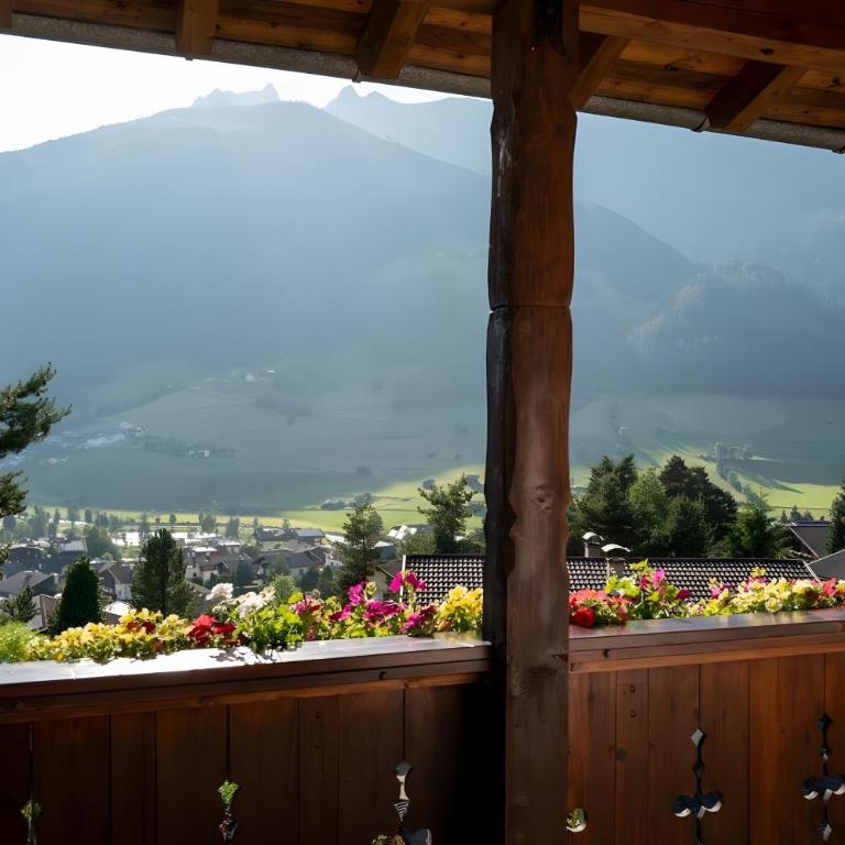 Haus Glück Stubaital - Deluxe-Apartment mit 2 Schlafzimmern und Gartenblick - 28