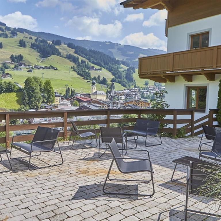 Chalet Wallehen by we rent, Ski-in & Ski-out - Two-Bedroom Deluxe Apartment - 3
