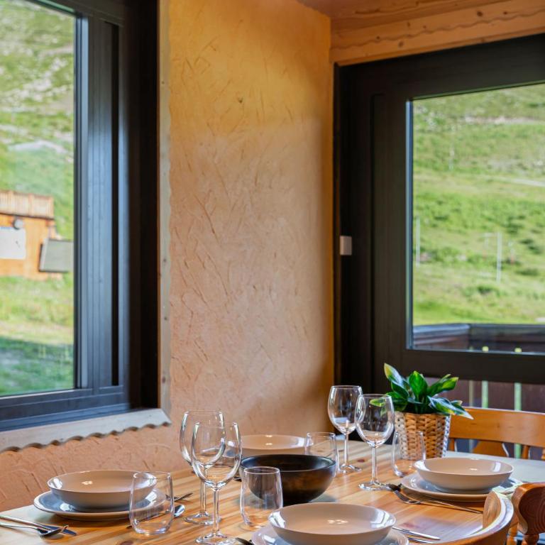 Residence Olympic, Ski In-Out with WiFi in Val Thorens, "V11" by Versant Collection - Apartamento de 1 dormitorio con balcón y vistas a la montaña - 4
