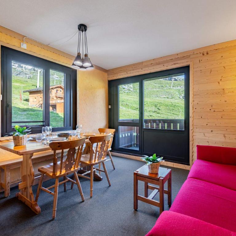 Residence Olympic, Ski In-Out with WiFi in Val Thorens, "V11" by Versant Collection - Apartamento de 1 dormitorio con balcón y vistas a la montaña - 3