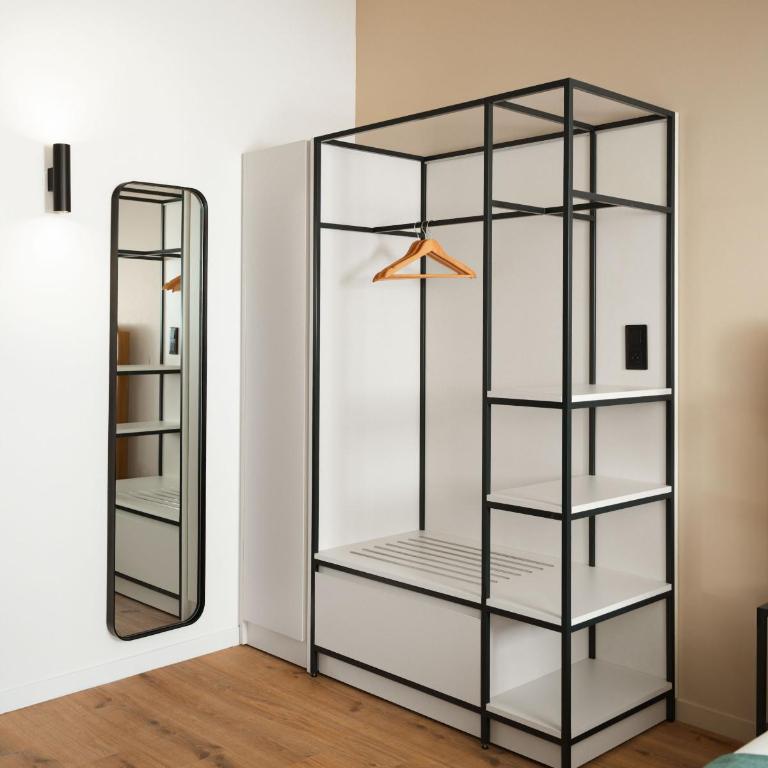 Limehome Memmingen Maximilians - Designsuite - 7