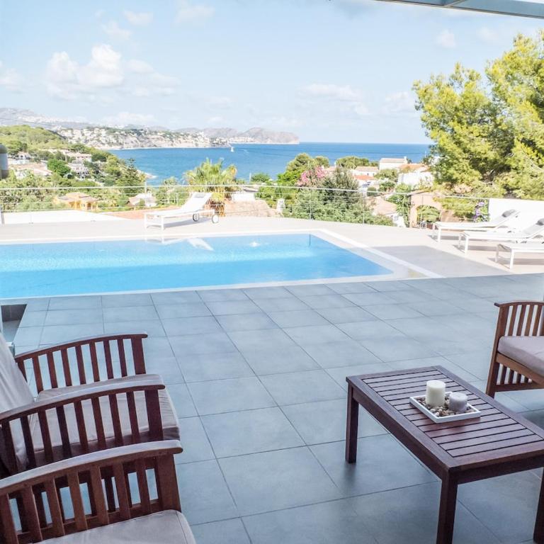 Luxury House, Sea Views & Relax - Villa - 24