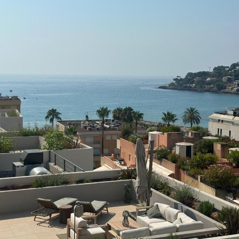 Penthouse des Orchidées-Sea View Top floor Living - Two-Bedroom Apartment - 29