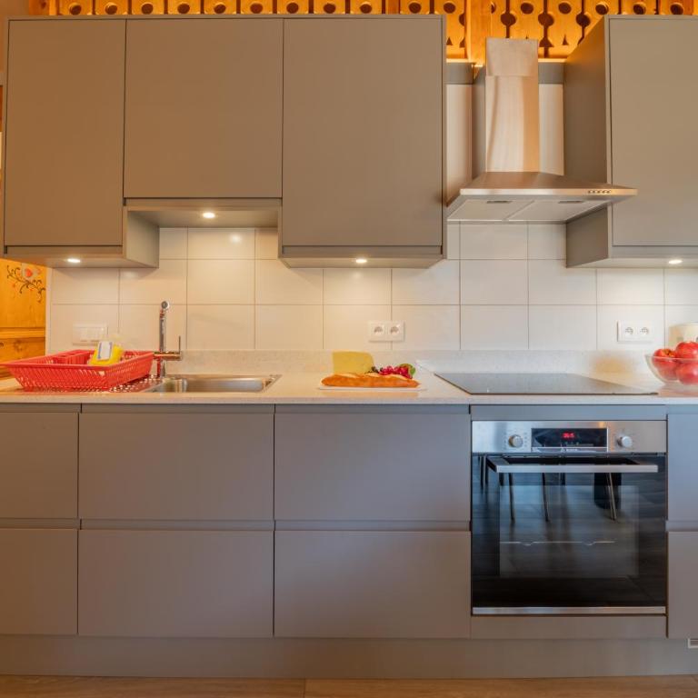 Le Cristal NB15 Mont-Blanc View, Pool, Parking & WiFi - Happy Rentals - Apartment mit Balkon - 8