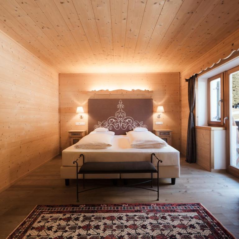 Hotel Ciasa Salares - Superior Double or Twin Room - 2