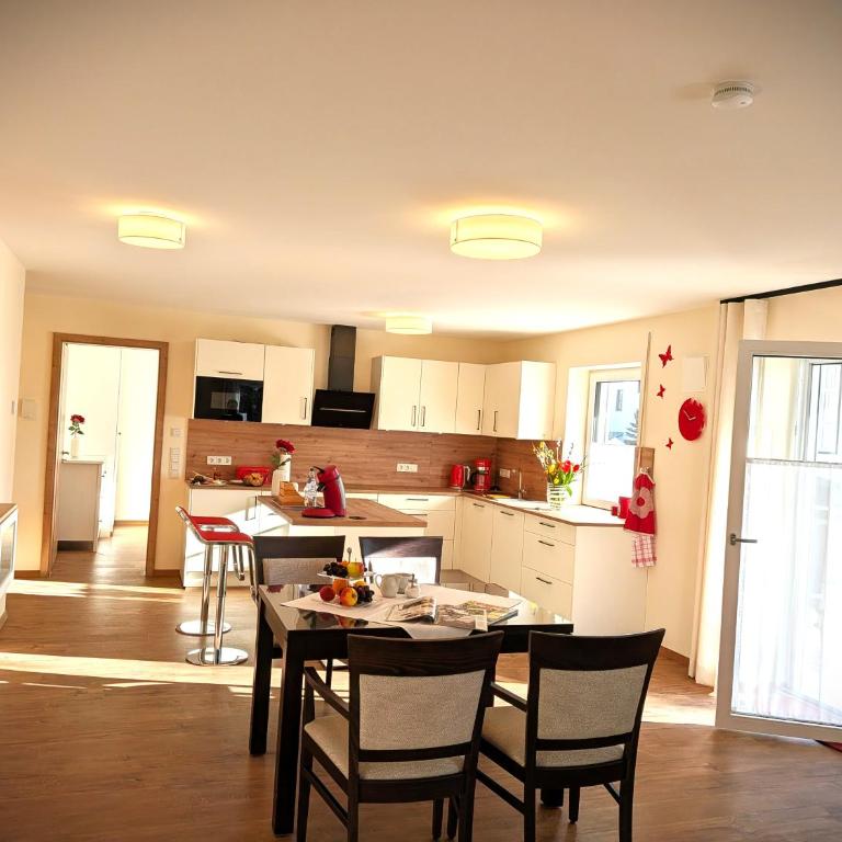 Haus am Mühlenweg - neue, sonnendurchflutete Appartements mit Aufzug und Tiefgarage - barrierefrei - Apartment mit 1 Schlafzimmer und Gartenblick - 7