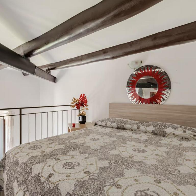 View of Vietri sul Mare - The Castle on the Rock - Apartamento de 2 dormitorios con terraza y vistas al mar - 2