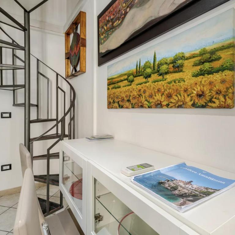 View of Vietri sul Mare - The Castle on the Rock - Apartamento de 2 dormitorios con terraza y vistas al mar - 9