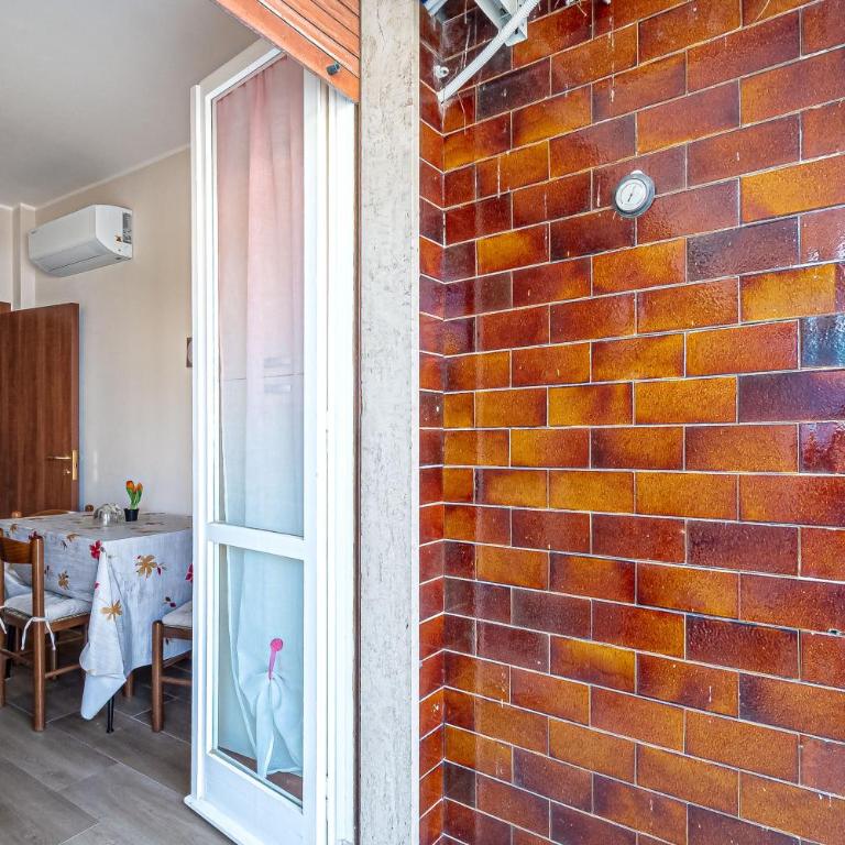 150 mt from the sea - Air Conditioning and Balcony - Appartamento con 1 Camera da Letto con Balcone e Vista Città - 9