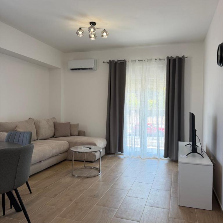 Apartments Petović - One-Bedroom Apartment - 8
