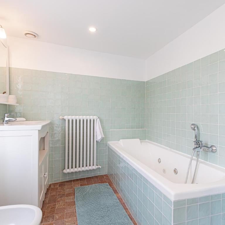 4 people, Provençal villa with pool - Maison 2 Chambres - 26